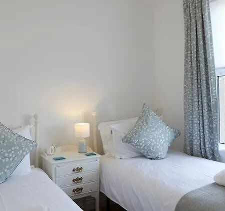 Six Matlock - Gorgeous Apartment, Stunning Sea Views * 파일리