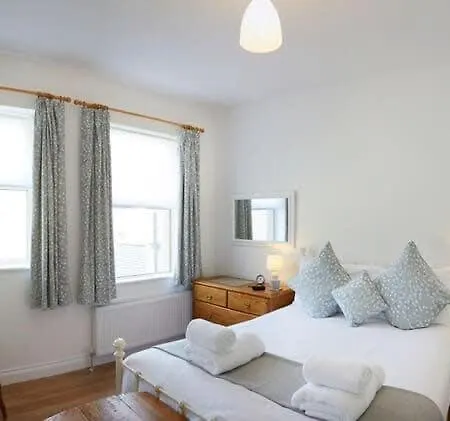 펜션 Six Matlock - Gorgeous Apartment, Stunning Sea Views