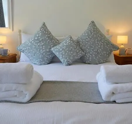 Six Matlock - Gorgeous Apartment, Stunning Sea Views 펜션 파일리
