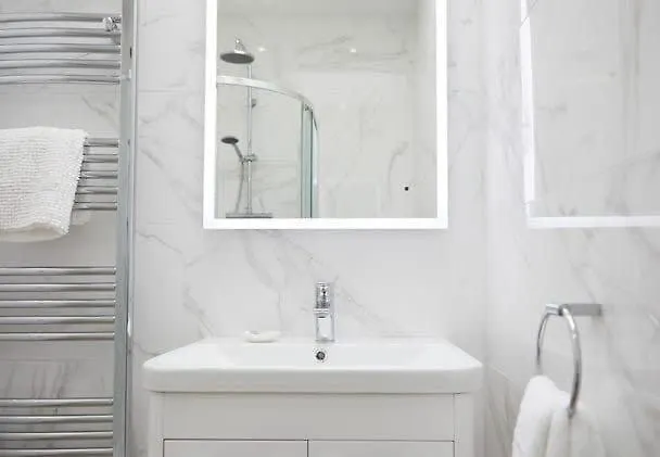 Six Matlock - Gorgeous Apartment, Stunning Sea Views