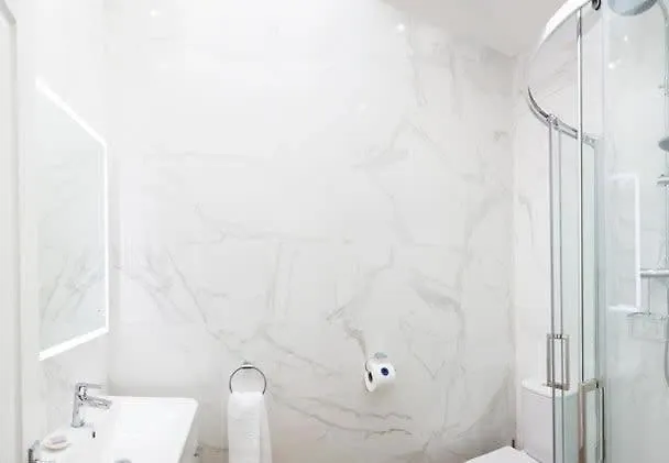 Hébergement de vacances Six Matlock - Gorgeous Apartment, Stunning Sea Views *