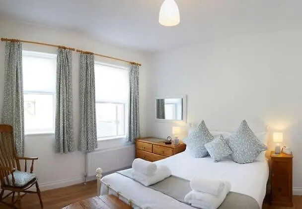 Hébergement de vacances Six Matlock - Gorgeous Apartment, Stunning Sea Views